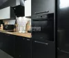 Gorenje Simplicity BOS6737SYB hőlégkeveréses sütő + ECT643BCSC üvegkerámia főzőlap + BM235G1SYB grilles mikrohullámú sütő + WHI649EB Döntött fali páraelszívó fehér színben
